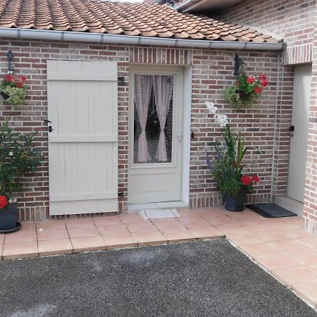 Chambre Du Hamel Avroult Exterior photo