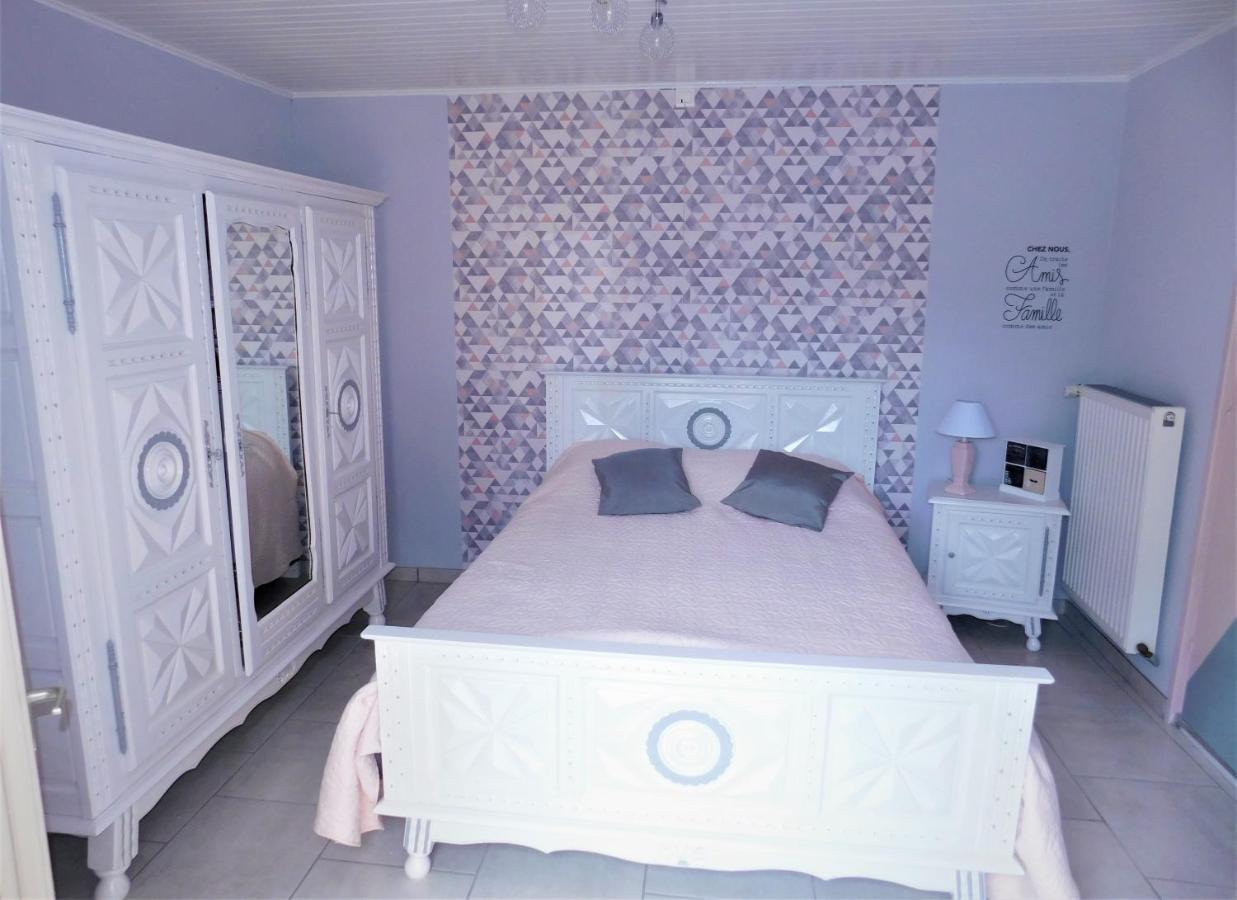 Chambre Du Hamel Avroult Exterior photo